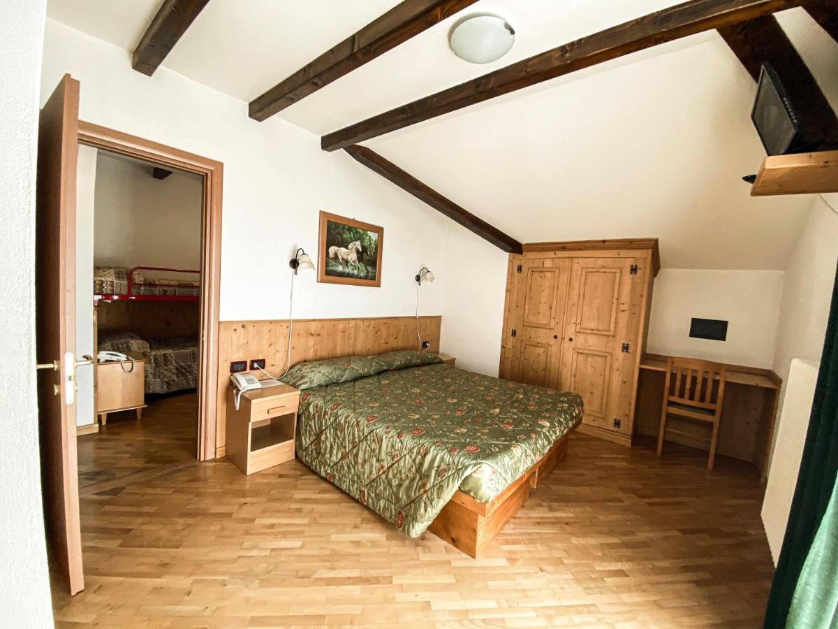 Garni Il Muretto Lavarone Buitenkant foto