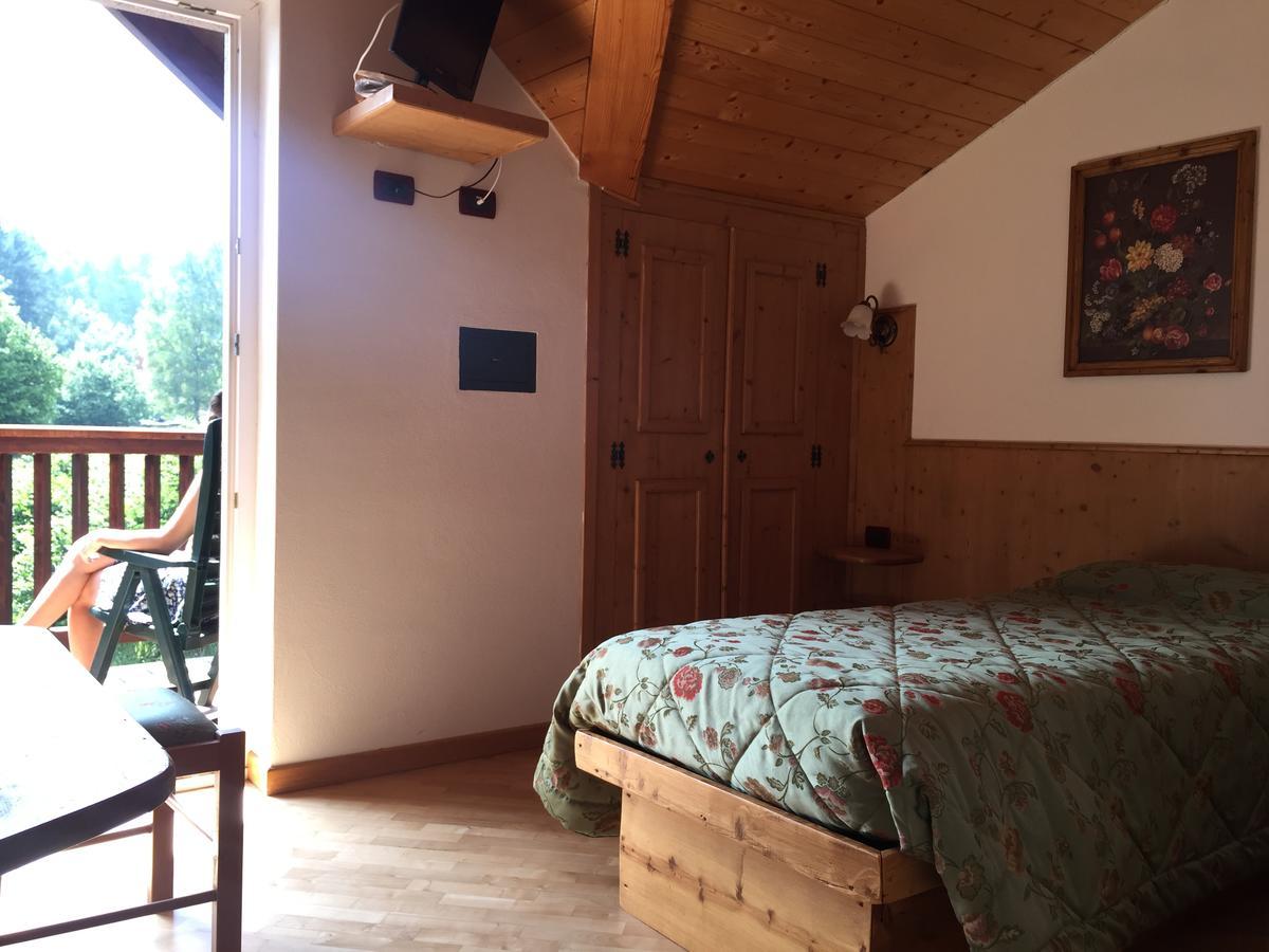 Garni Il Muretto Lavarone Buitenkant foto
